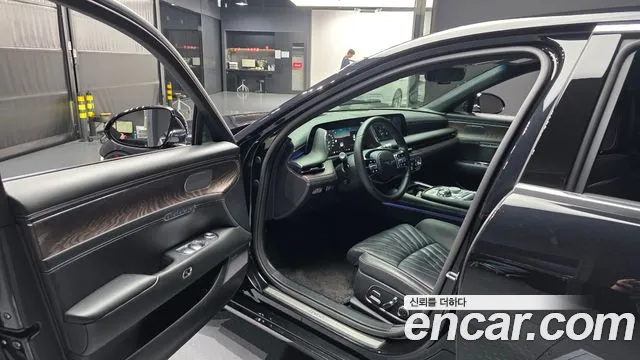 Genesis G90 Бензин 3.5 турбо AWD — Фото автомобиля 8