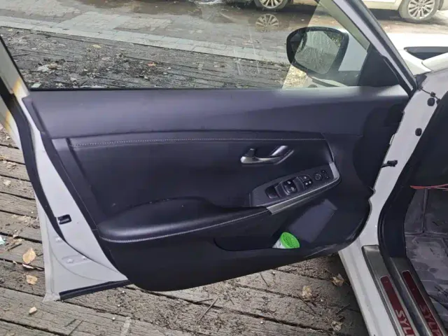 Nissan Sylphy — Фото автомобиля 7