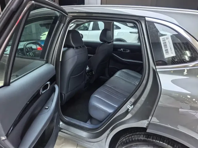 Geely Galaxy E5 — Фото автомобиля 9