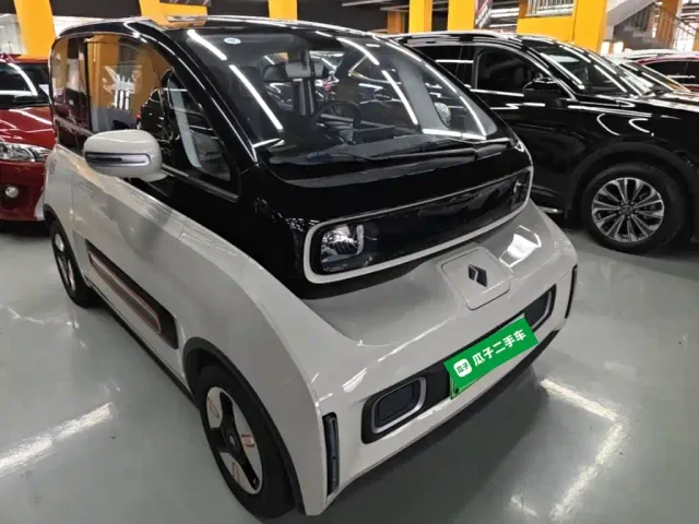 Baojun KiWi EV — Фото автомобиля 3