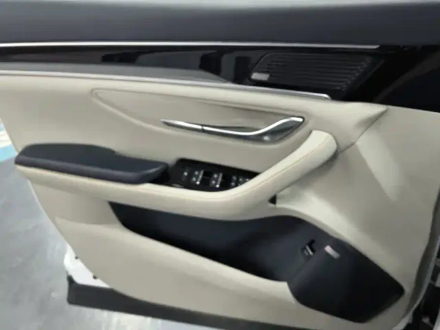 BYD Song PLUS — Фото автомобиля 7