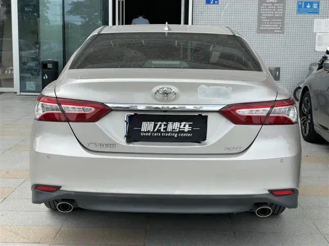Toyota Camry — Фото автомобиля 7