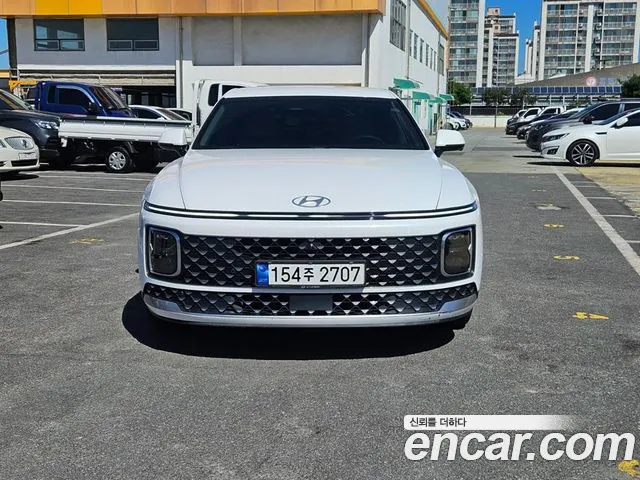 Hyundai Grandeur GN7 — Фото автомобиля 2
