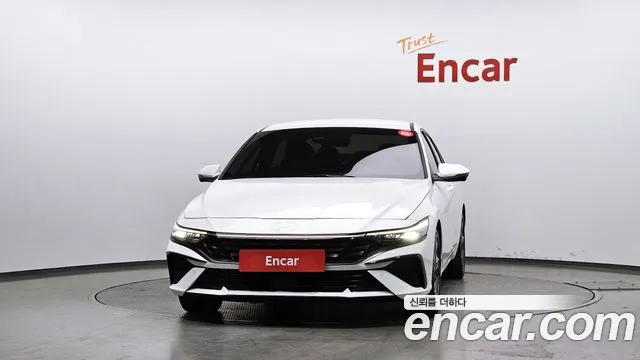 Hyundai AVANTE Новый Avante (CN7) — Фото автомобиля 3