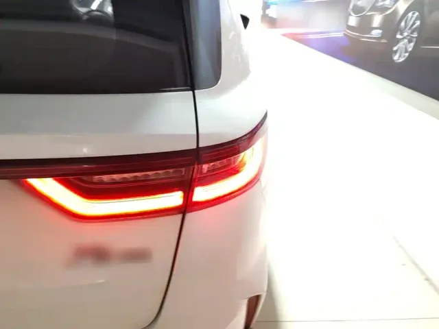Geely Vision X6 — Фото автомобиля 7