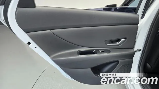 Hyundai AVANTE Smart — Фото автомобиля 25