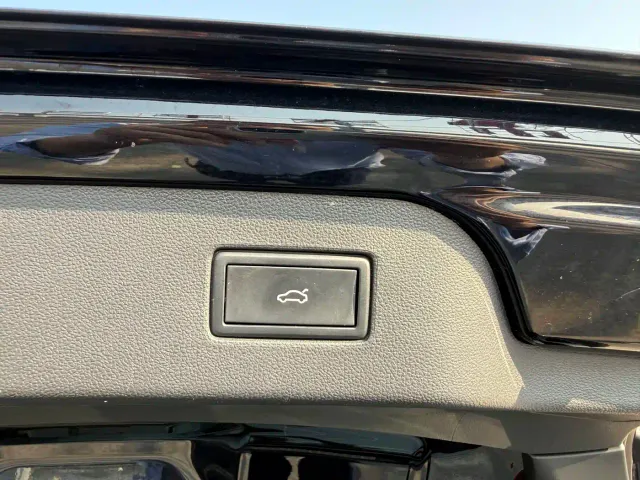 Volkswagen Passat — Фото автомобиля 9