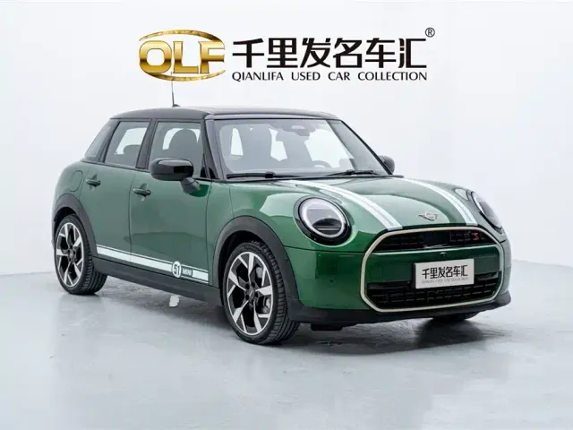 MINI Hatch — Фото автомобиля 3