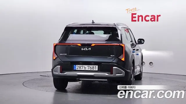 Kia Seltos Generation 2 — Фото автомобиля 4
