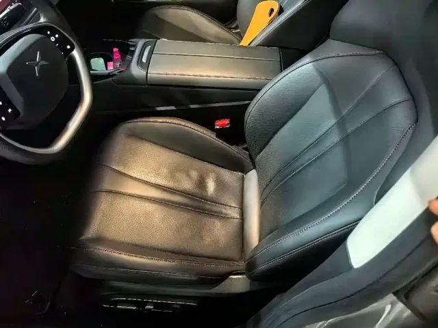 Xpeng P7 — Фото автомобиля 5