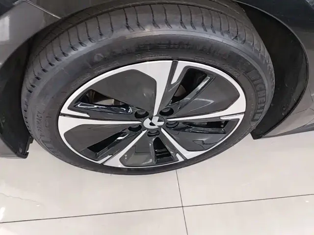 Nio ET5 Touring — Фото автомобиля 22