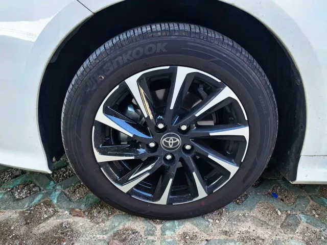 Toyota Corolla — Фото автомобиля 5