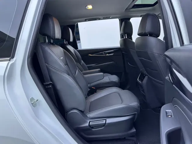 Maxus Dajia 5 — Фото автомобиля 13