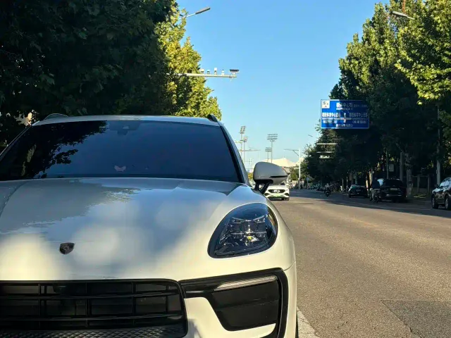 Porsche Macan — Фото автомобиля 7