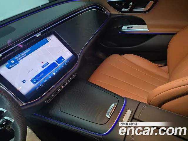 Mercedes-Benz E-Class — Фото автомобиля 14