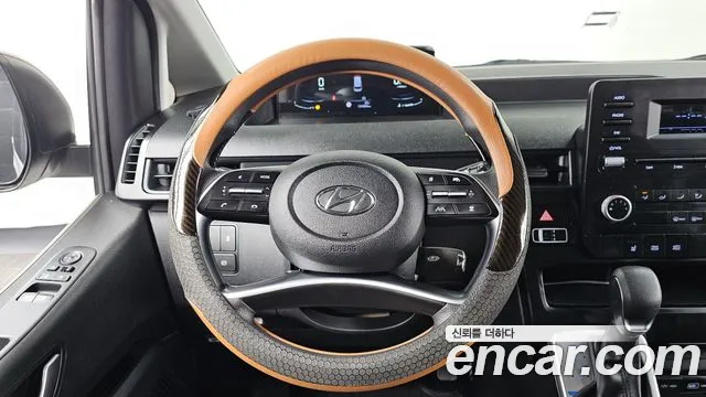 Hyundai Staria Staria Карго 5 мест — Фото автомобиля 12