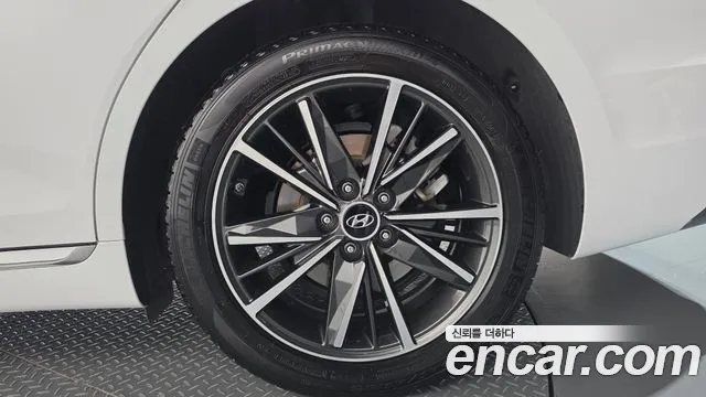 Hyundai Grandeur Grandeur (New) — Фото автомобиля 6