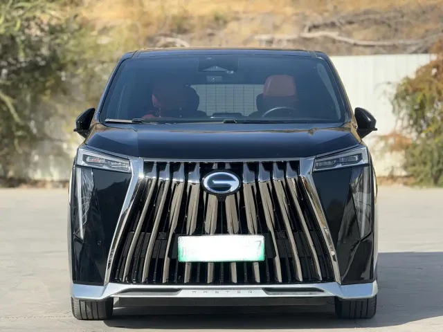 GAC Trumpchi E9 — Фото автомобиля 2