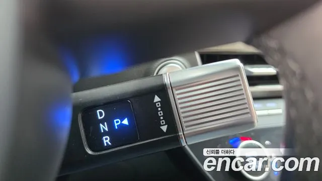Hyundai Sonata Inspiration — Фото автомобиля 9