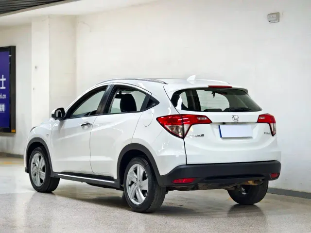 Honda Vezel — Фото автомобиля 7