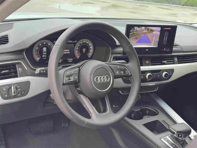 Audi A4L — Фото автомобиля 18