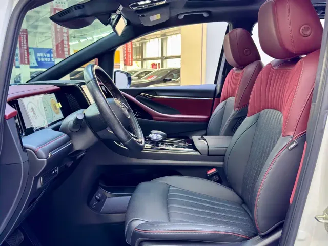 GAC Trumpchi M8 — Фото автомобиля 6