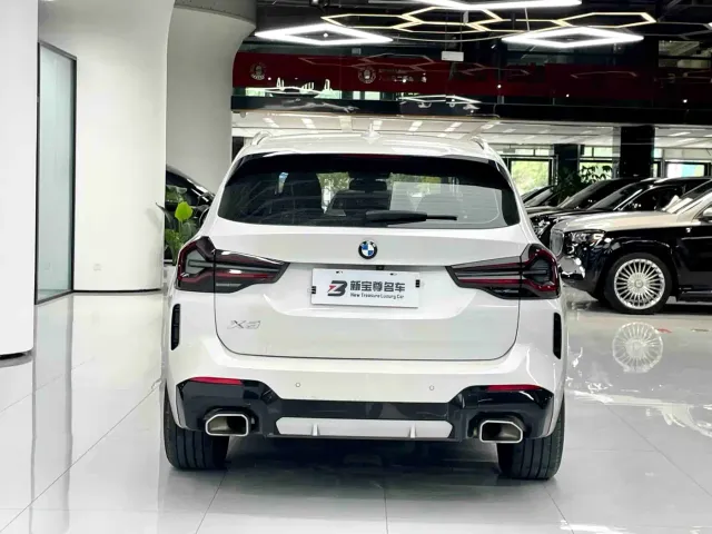 BMW X3 — Фото автомобиля 16