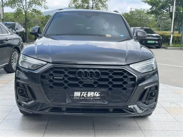 Audi Q5L — Фото автомобиля 2