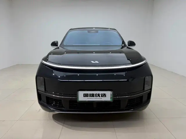 Li Auto L9 — Фото автомобиля 2