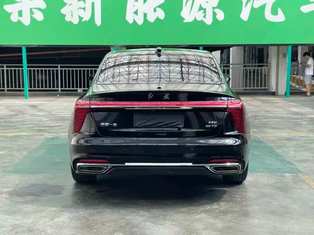 Hongqi H5 — Фото автомобиля 8