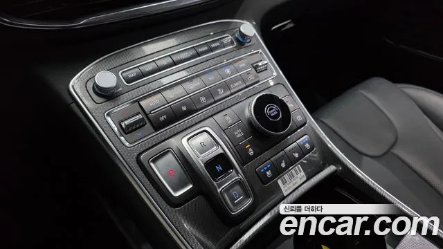 Hyundai Santafe Новый Santa Fe Бензин 2.5T 2WD — Фото автомобиля 8