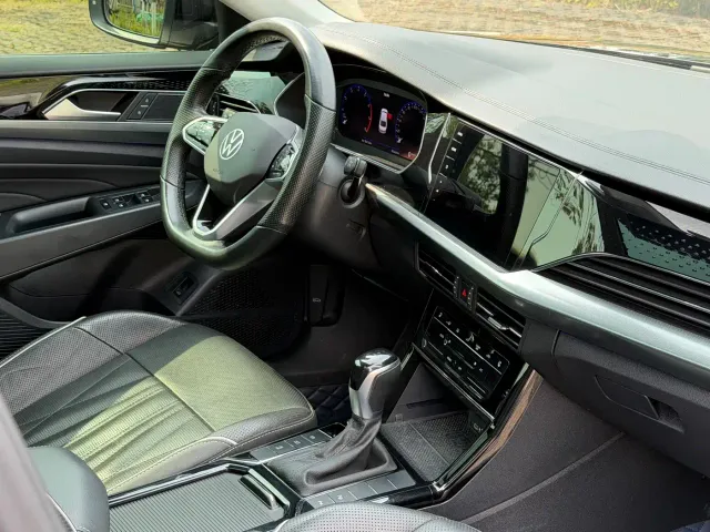 Volkswagen Passat — Фото автомобиля 16
