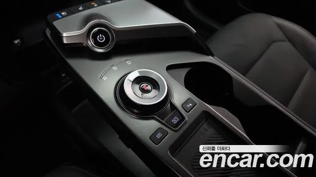 Kia EV6 — Фото автомобиля 12