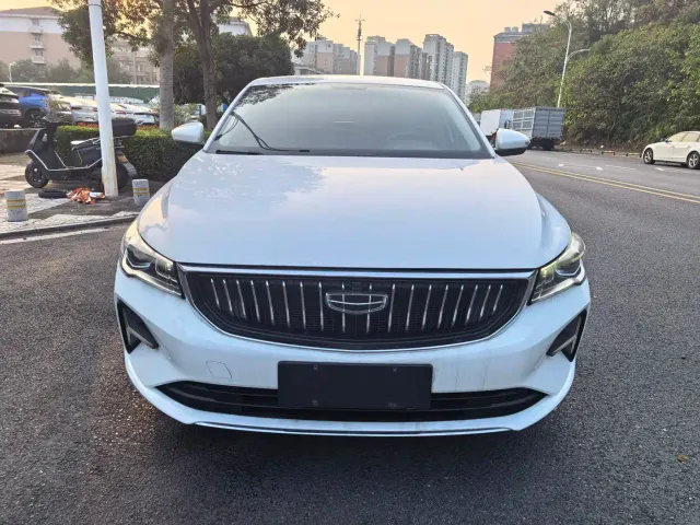 Geely Emgrand — Фото автомобиля 2