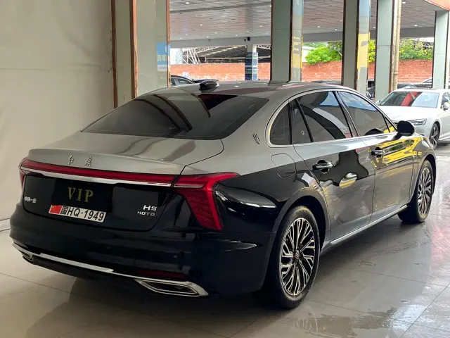 Hongqi H5 — Фото автомобиля 9
