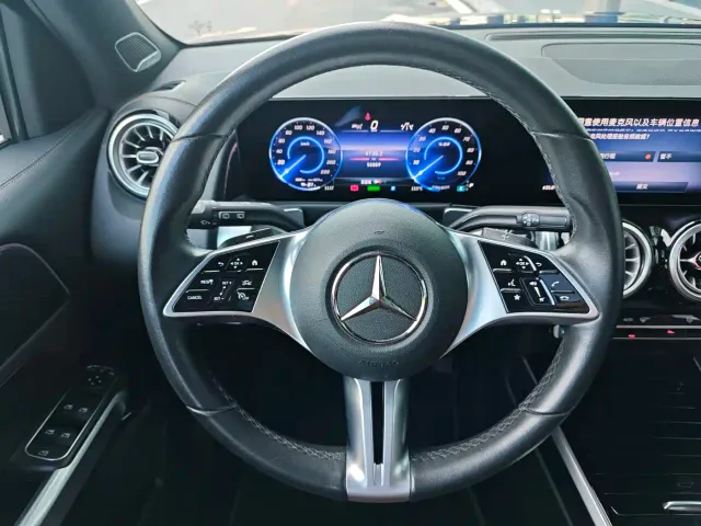 Mercedes-Benz EQB — Фото автомобиля 8