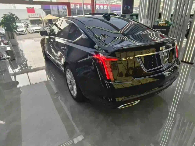 Cadillac CT5 — Фото автомобиля 17