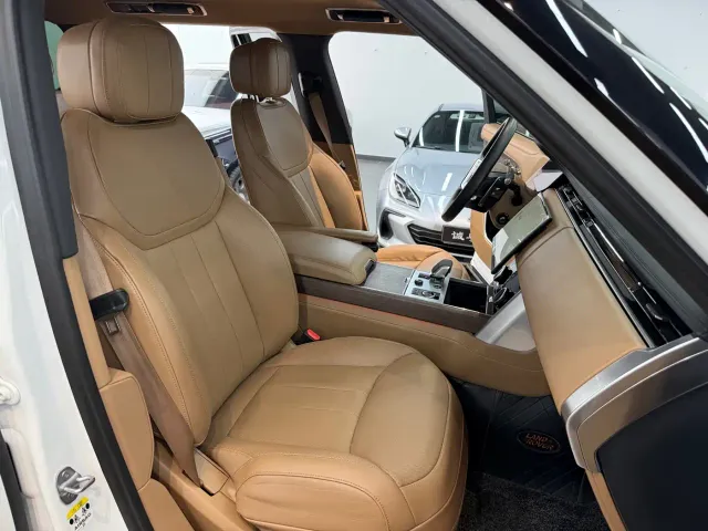 Land Rover Range Rover — Фото автомобиля 12
