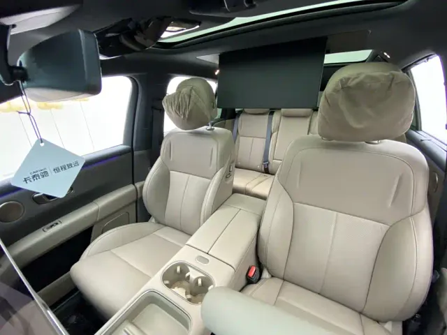 Li Auto i6 — Фото автомобиля 22