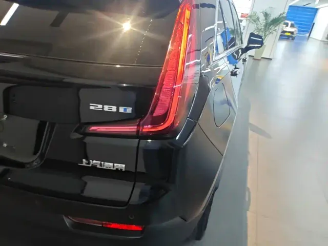 Cadillac XT4 — Фото автомобиля 7
