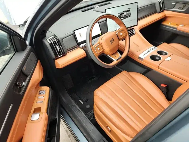 Jetour X70L — Фото автомобиля 15