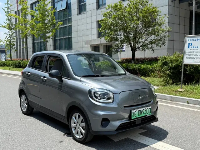 Leapmotor T03 — Фото автомобиля 3