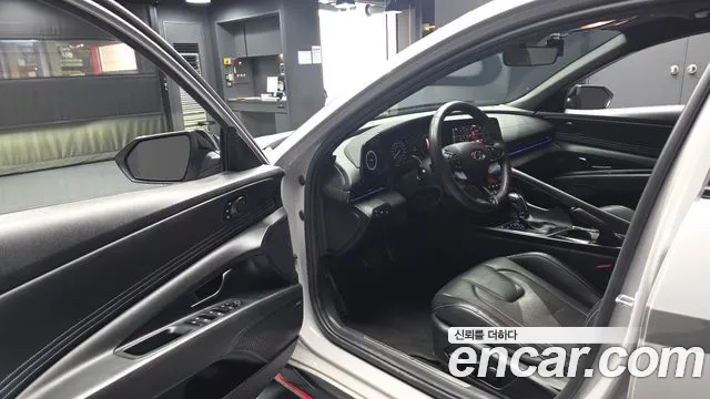 Hyundai Avante CN7 — Фото автомобиля 10