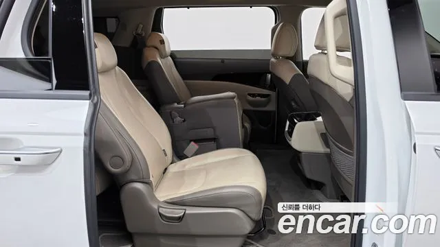 Kia Carnival 4th Gen — Фото автомобиля 17