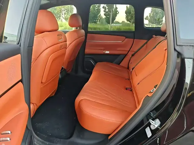 Changan Qiyuan Q07 — Фото автомобиля 6
