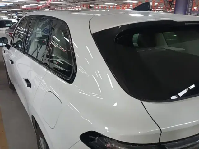 Leapmotor C10 — Фото автомобиля 4