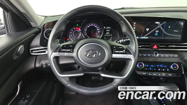 Hyundai Avante CN7 — Фото автомобиля 13