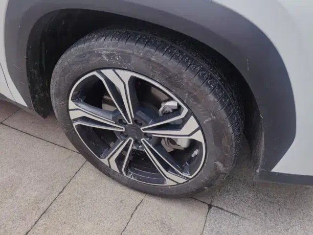 Geely Galaxy L7 — Фото автомобиля 6
