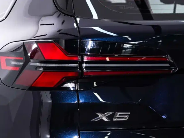 BMW X5 — Фото автомобиля 11