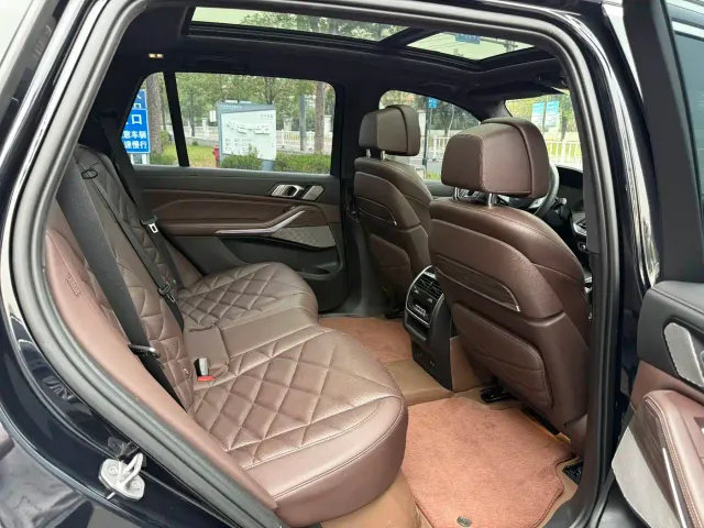 BMW X5 — Фото автомобиля 12